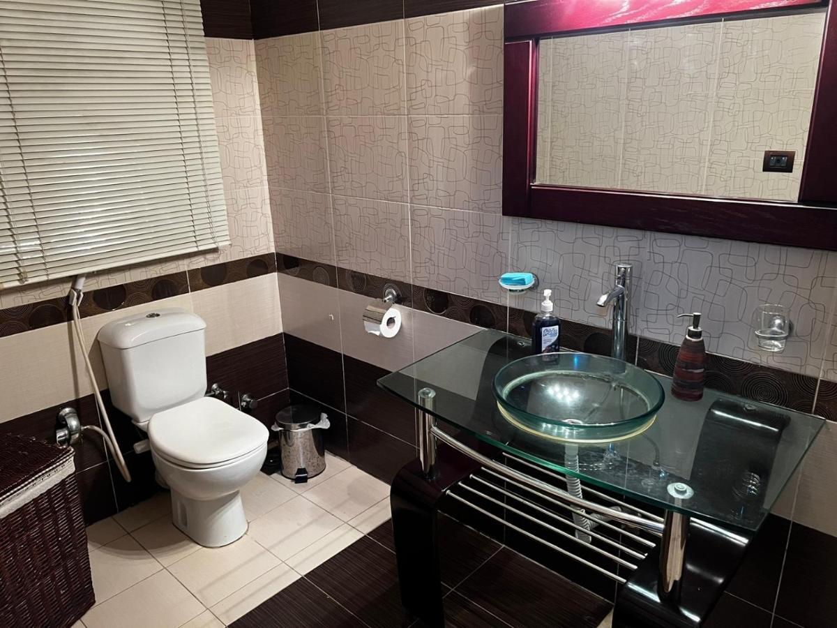 Luxury Modern In New Apartment *